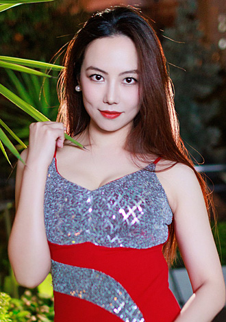 Most gorgeous profiles: attractive Asian member Wei from Guangzhou