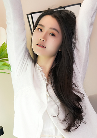 Gorgeous profiles pictures: Xiaoqian from Xi An, China member